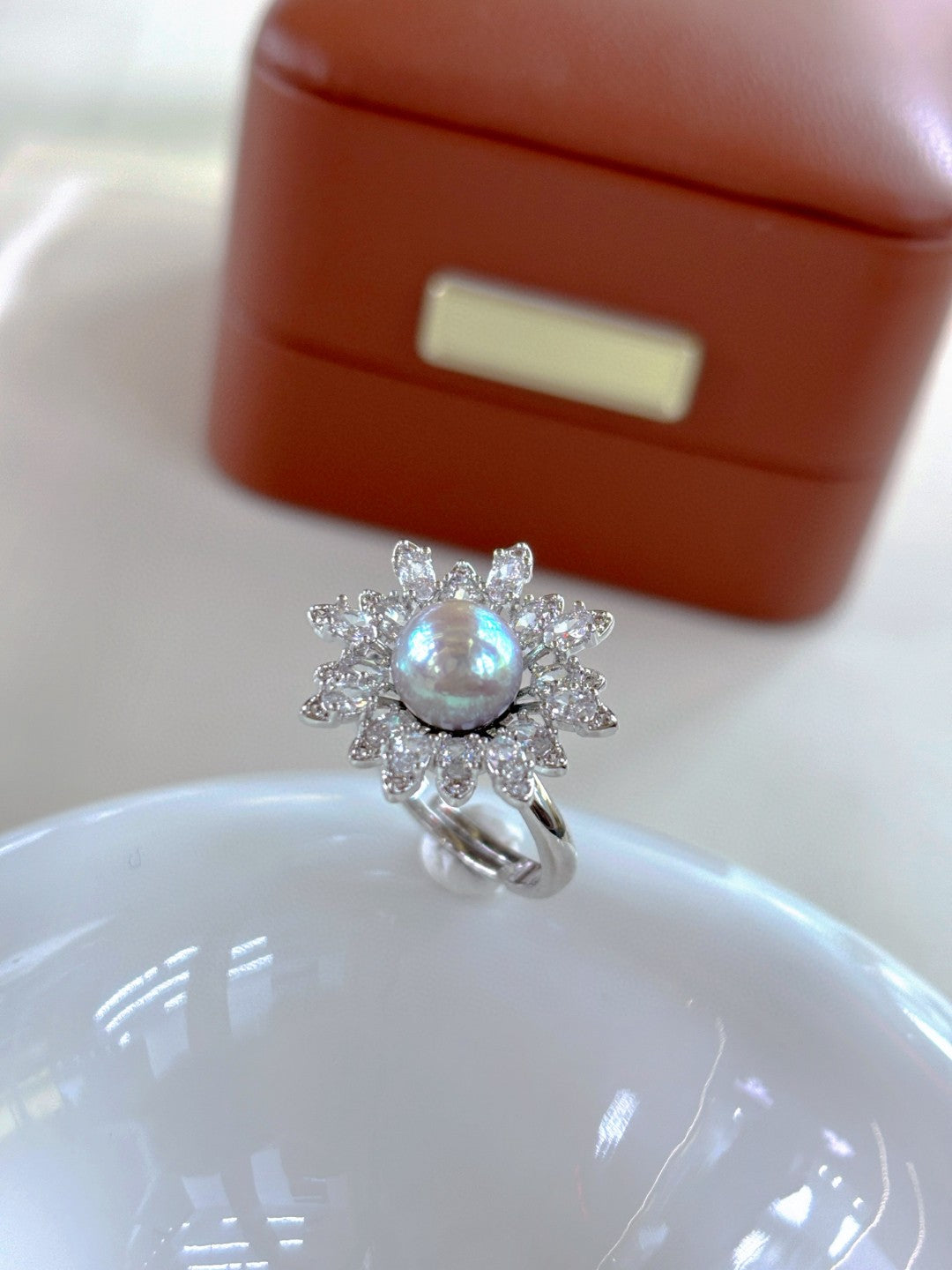 Blooming rose-inspired pearl ring with Akoya pearl and pavé stones