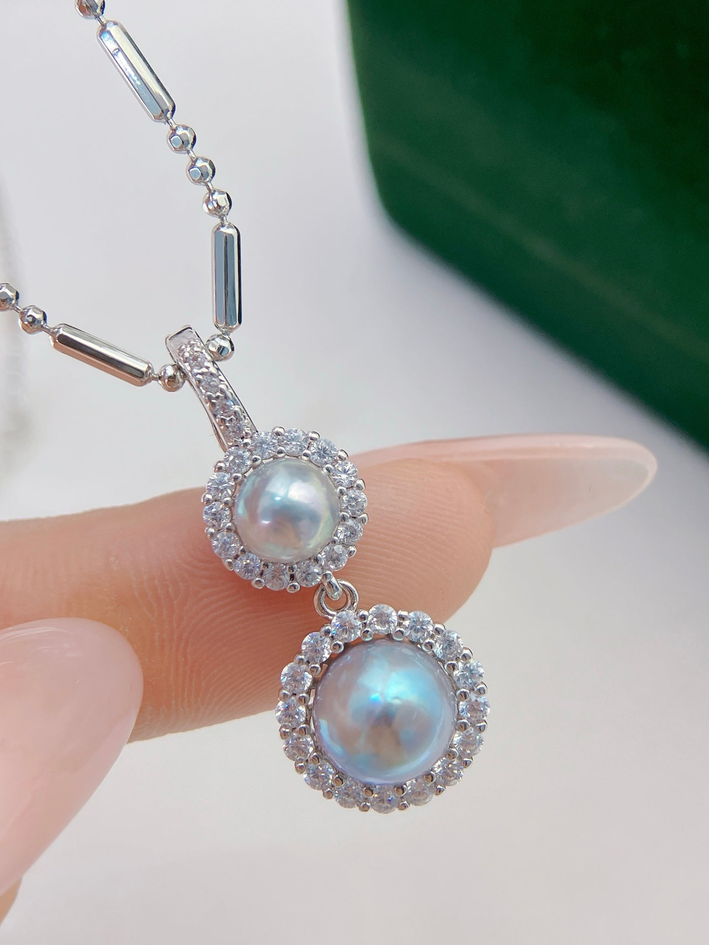 Sunflower design pendant with twin Akoya pearls and chain