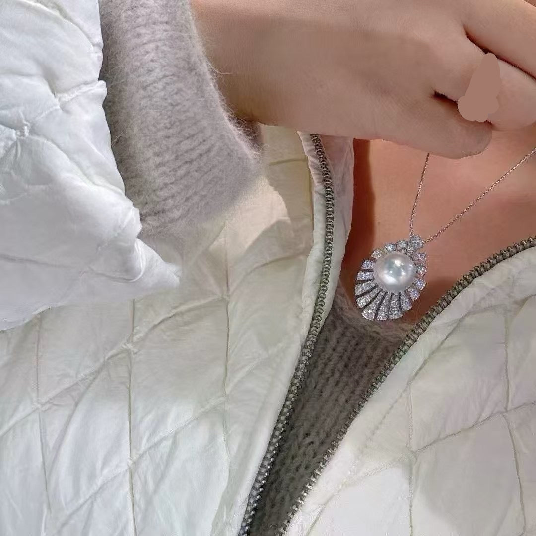 Fireworks-inspired pearl brooch pendant set with zircon and freshwater pearl