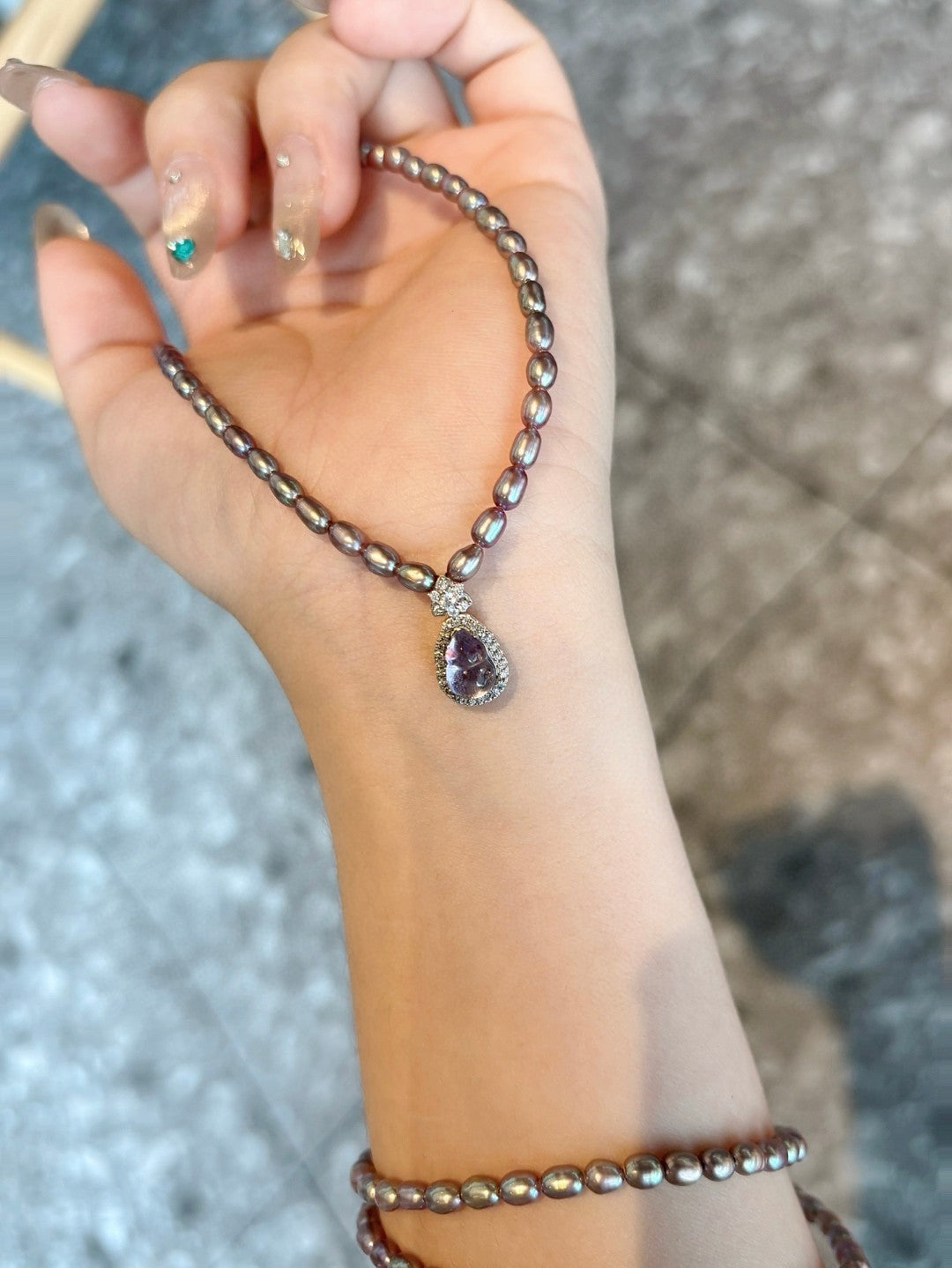 Sterling silver amethyst gourd pendant necklace with small freshwater pearls