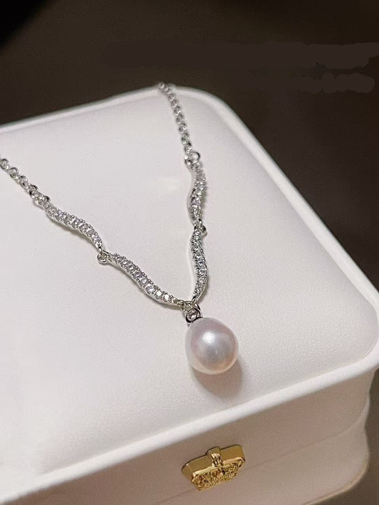 Waterwave pearl necklace with zircon shimmer and 8mm freshwater pearl