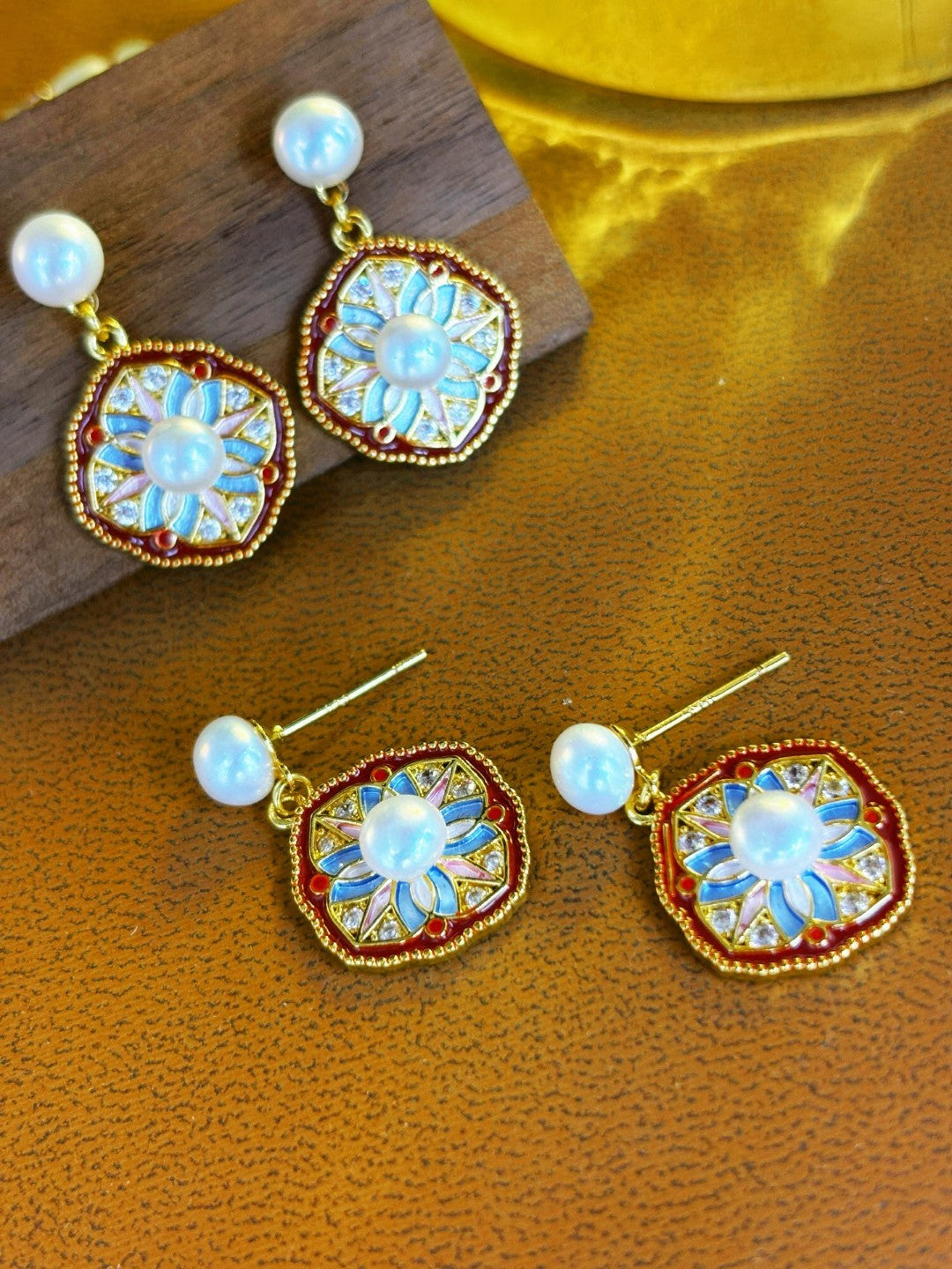 Elegant twin pearl stud earrings inspired by clover design in sterling silver