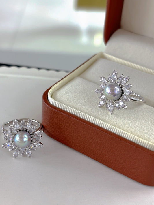 Blooming rose-inspired pearl ring with Akoya pearl and pavé stones