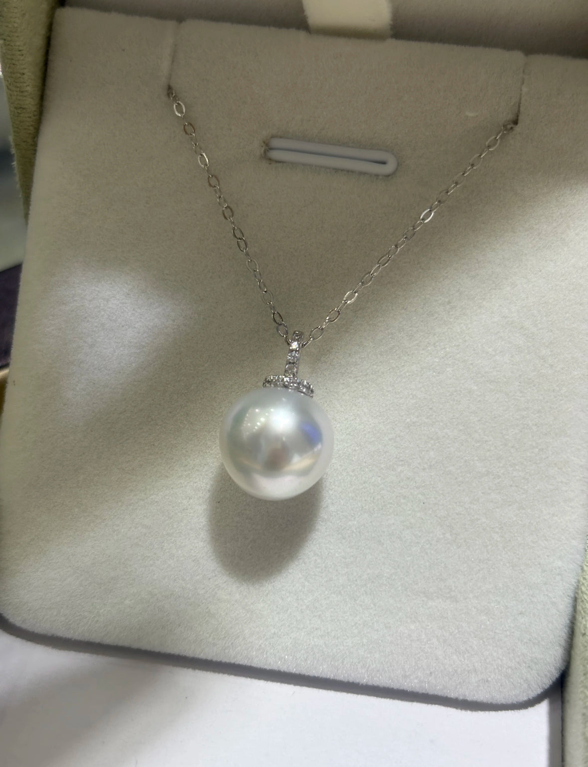 Classic Pendant Clasp Options – Multiple Colors & Styles