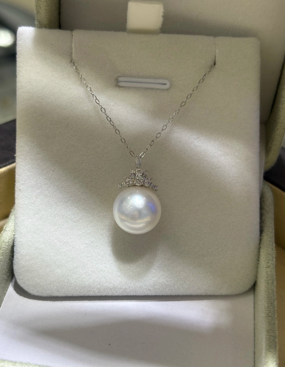 Classic Pendant Clasp Options – Multiple Colors & Styles