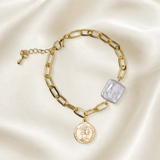 Baroque Block Pearl Bracelet – Summer INS Style Essential photographed on ivory satin