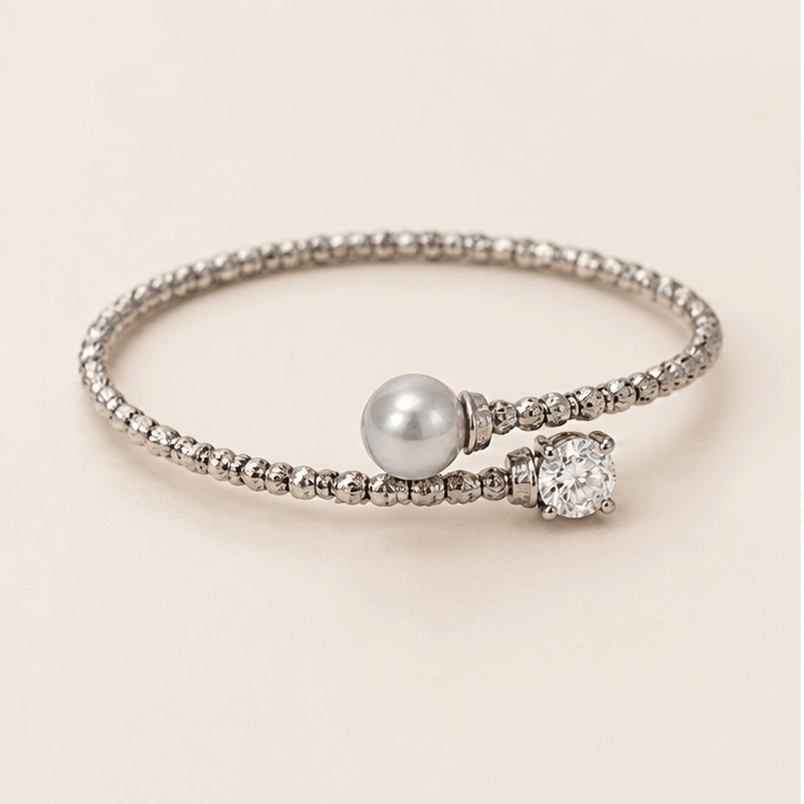 Akoya Memory – Pearl Bangle — studio view