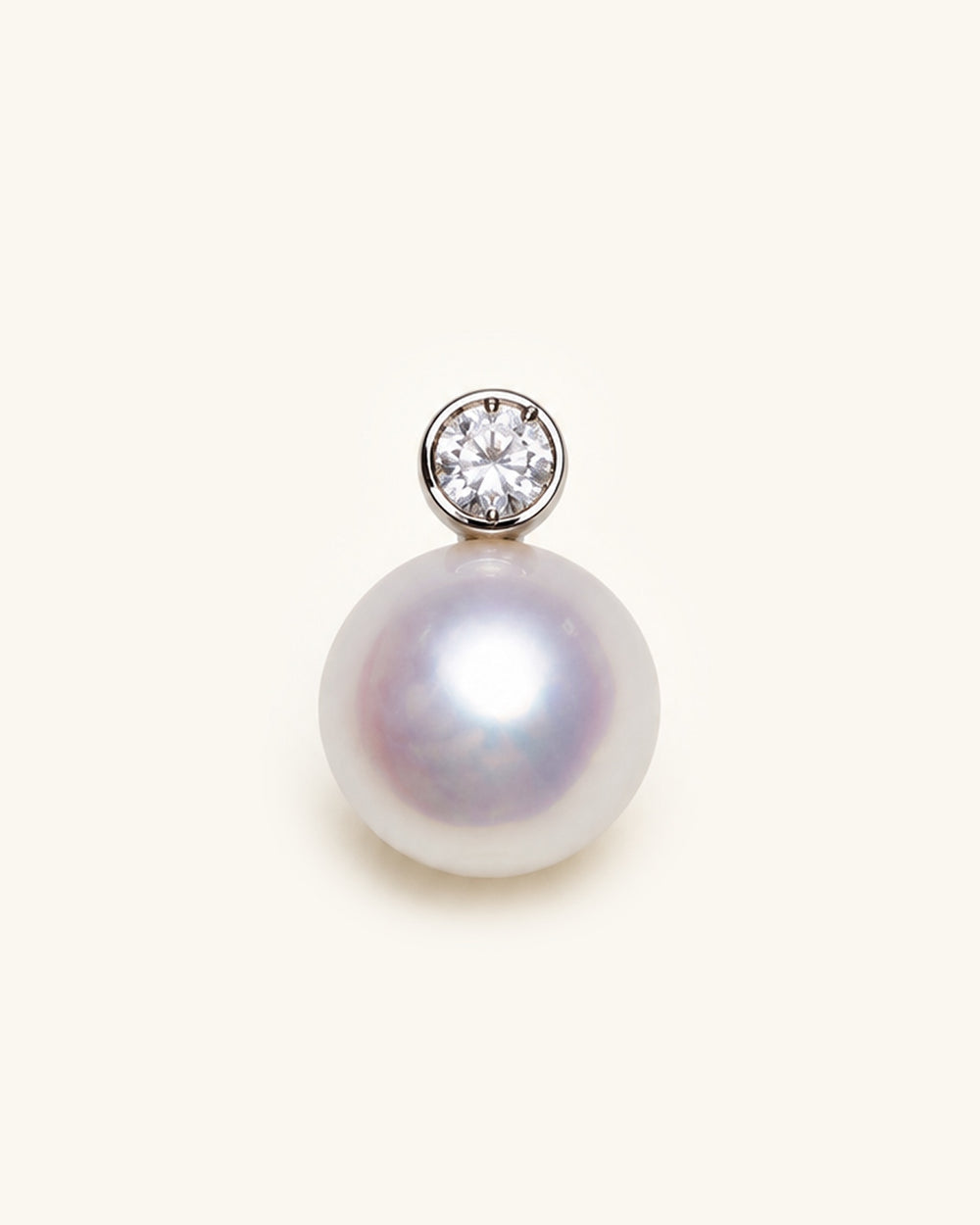 8.8mm Akoya Pearl Pendant with Bezel Detail