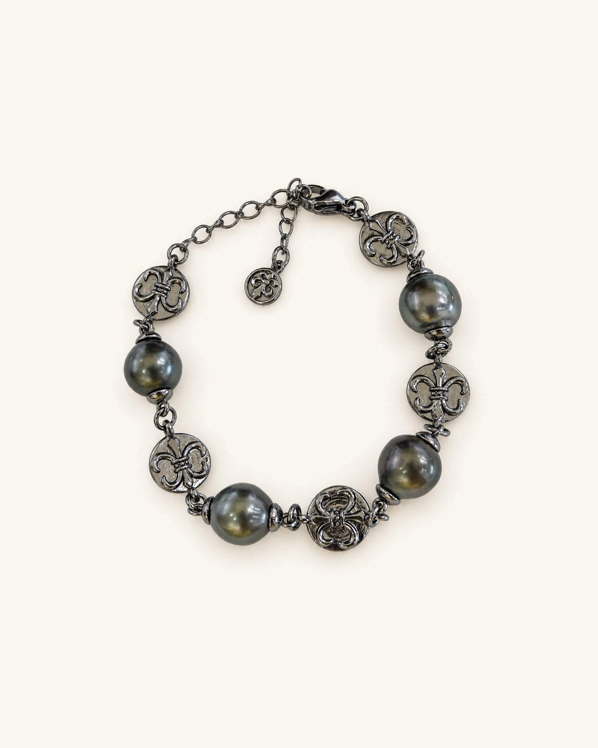Iris Noir Tahitian Pearl Bracelet