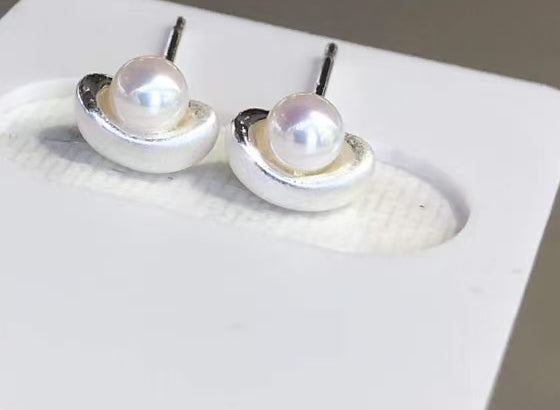 Brushed Ingot Pearl Stud Earrings — additional view